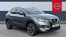 Nissan Qashqai 1.3 DiG-T N-Connecta 5dr [Glass Roof Pack] Petrol Hatchback